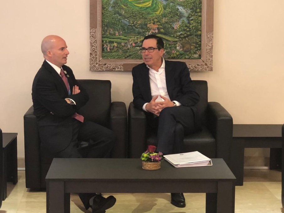 El secretario de Hacienda, José Antonio González Anaya,  y el secretario del Tesoro de EU, Steven Mnuchin (Foto: @JAGlezAnaya)
