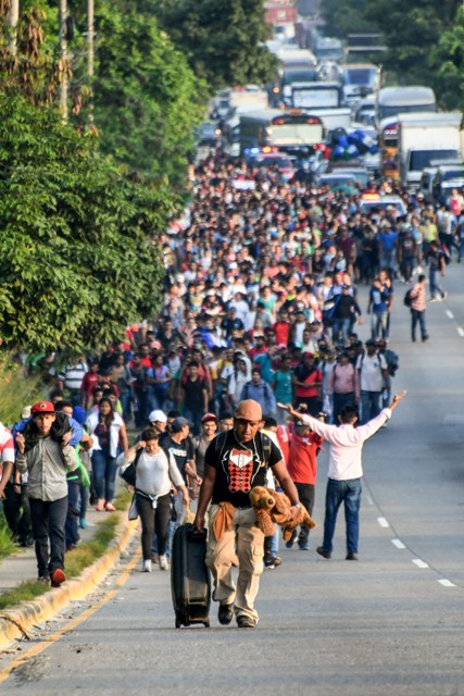 Una caravana de migrantes partió de Honduras rumbo a Estados Unidos/AFP.