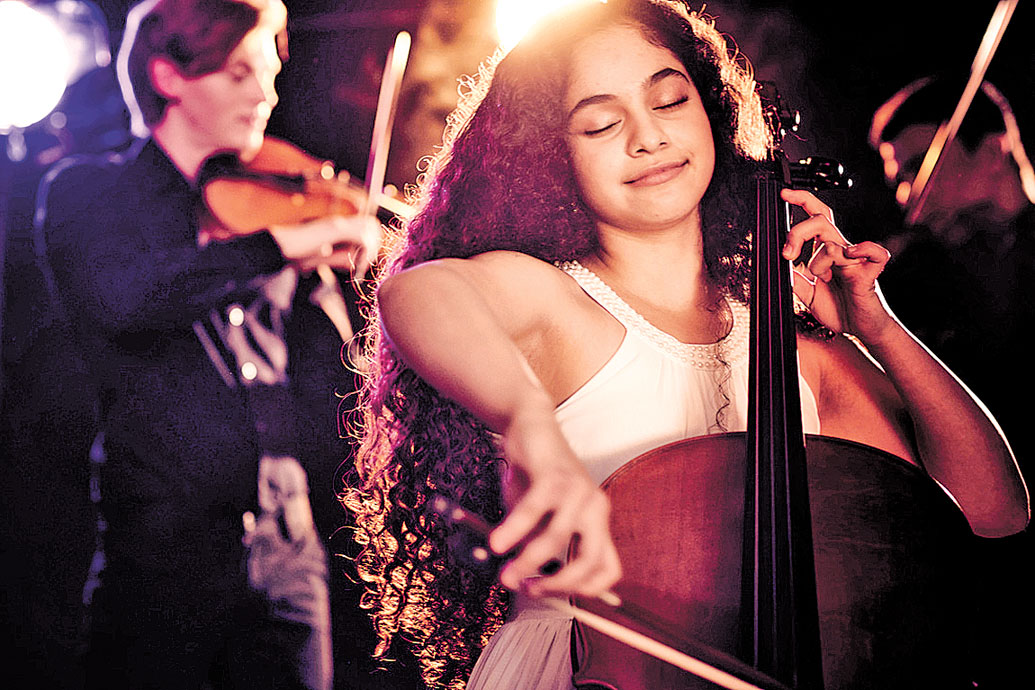 La joven Danielle Akta ha sido elogiada por la crítica internacional como una prodigio del violonchelo. (Especial)