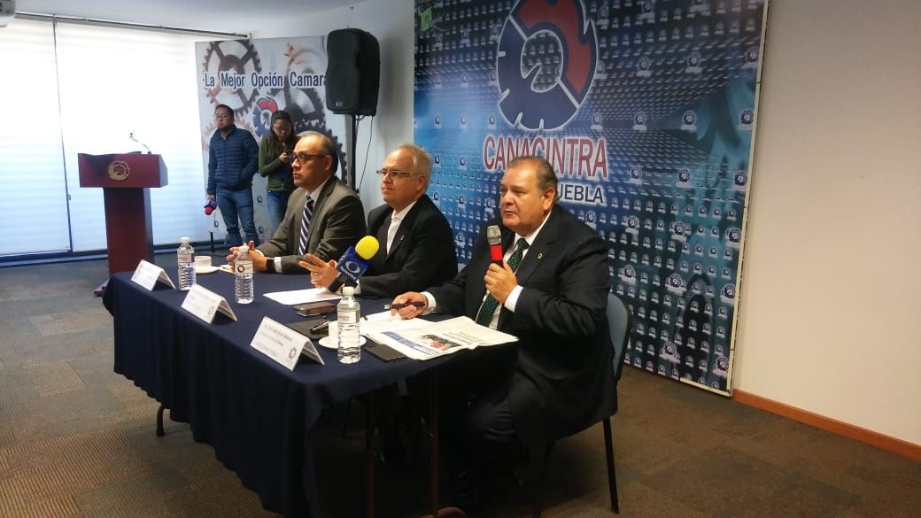 De 600 industrias afiliadas a las Canacintra, más de 500 operan con tarifas de media tensión (Verónica López)