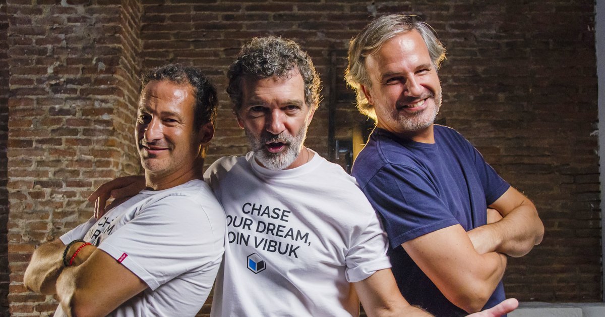 Antonio Banderas es el CEO de Vibuk. (Foto: @vibuk_official)
