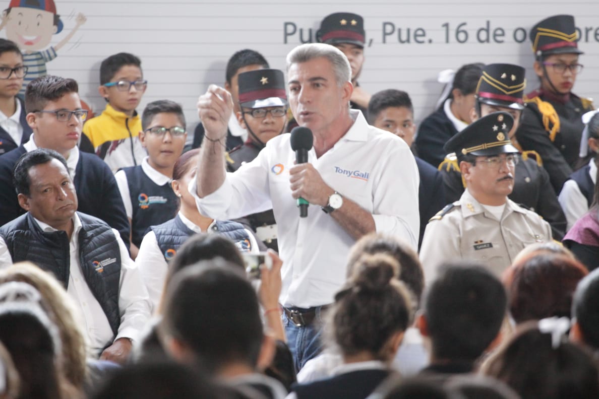 Algunos de estos artículos, que fueron intercambiados por juguetes lúdicos y educativos (Miguel Romero)