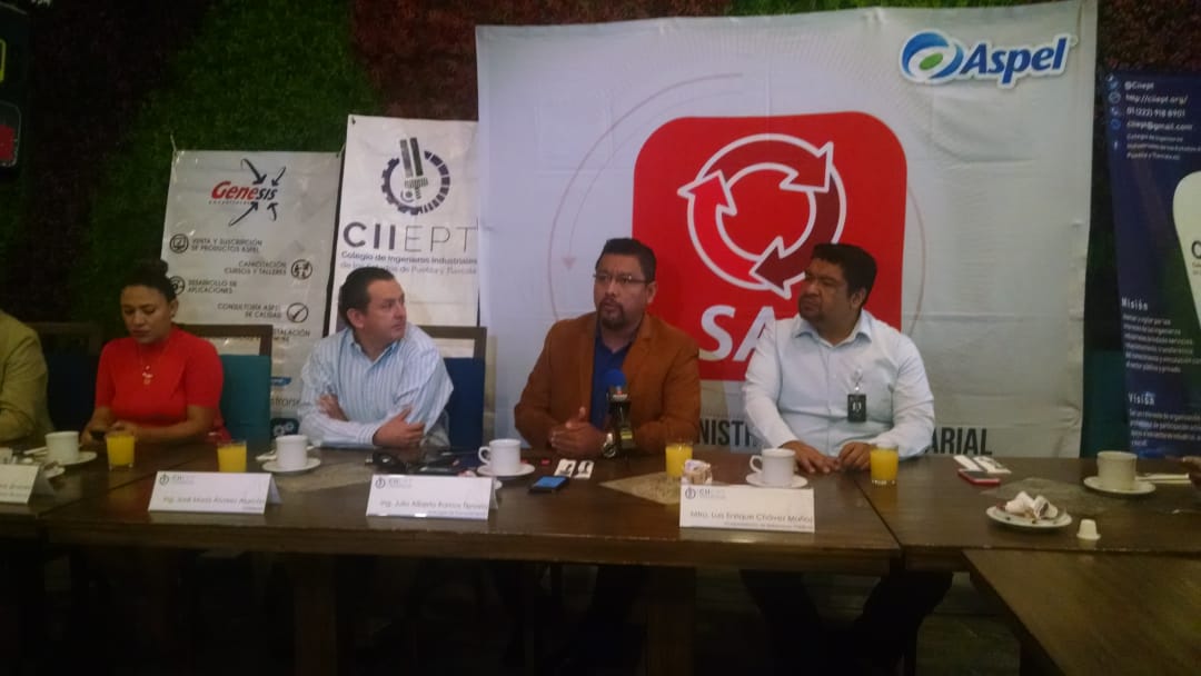 Álvarez Alarcón expuso que los accidentes de trabajo se deben en parte a las condiciones peligrosas que existen en centros laborales (Verónica López)