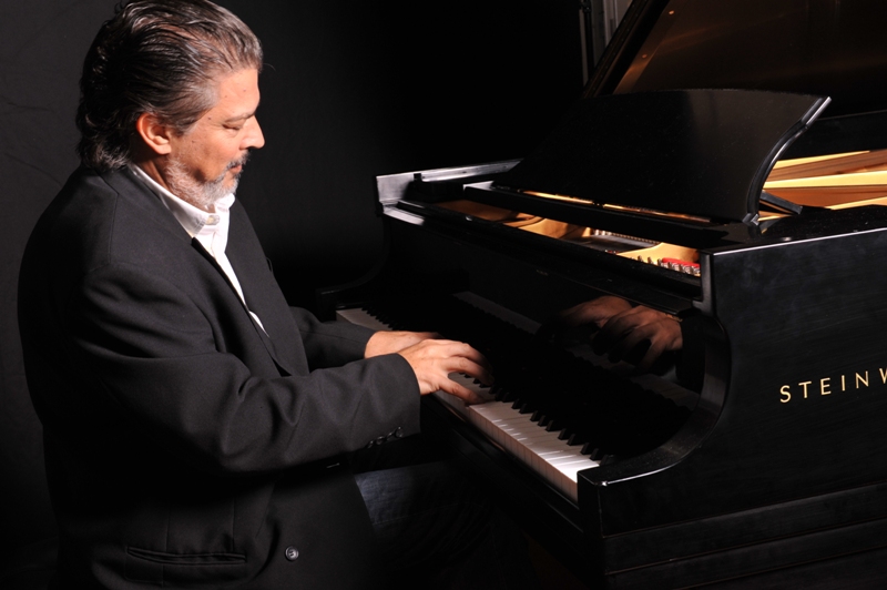 Aníbal Berraute se reencontrará en CdMx con su paisano, el bandoneonista Cesar Olguín. (Especial)