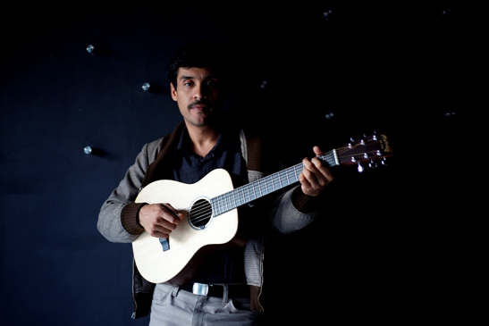 El David Aguilar está nominado a cinco premios Grammy.