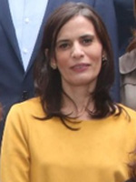 Además de haber colaborado con la UDEM Y el ITESM en áreas de desarrollo integral de los alumnos, ha sido voluntaria en la Asociación Civil Vía Educación y en el municipio de San Pedro, donde ha ofrecido cursos de desarrollo humano.