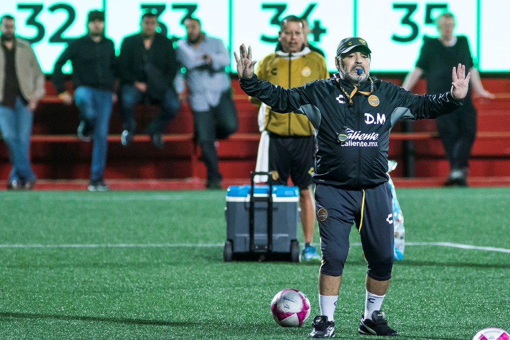 El entrenador argentino, Diego Armando Maradona (Imago7)
