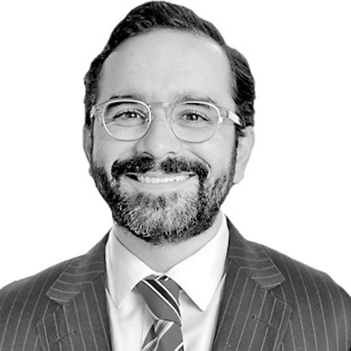 Julio J. Copo Terrés X, licenciado en derecho por la Universidad Iberoamericana.
