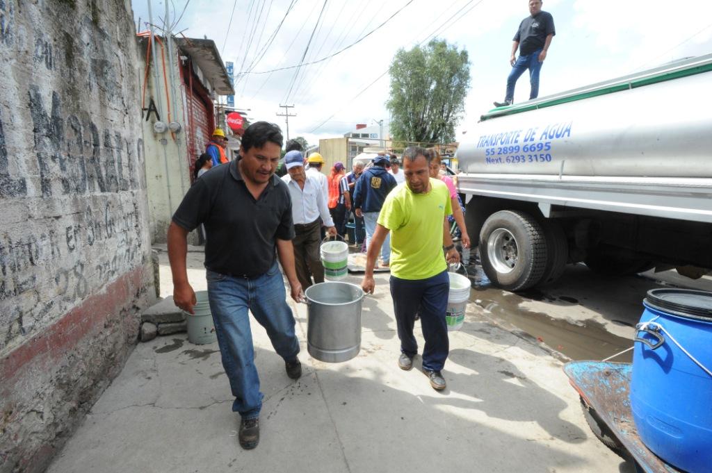 La alcaldía Cuajimalpa contará con 10 pipas durante el corte de agua. (Archivo Caurtoscuro)