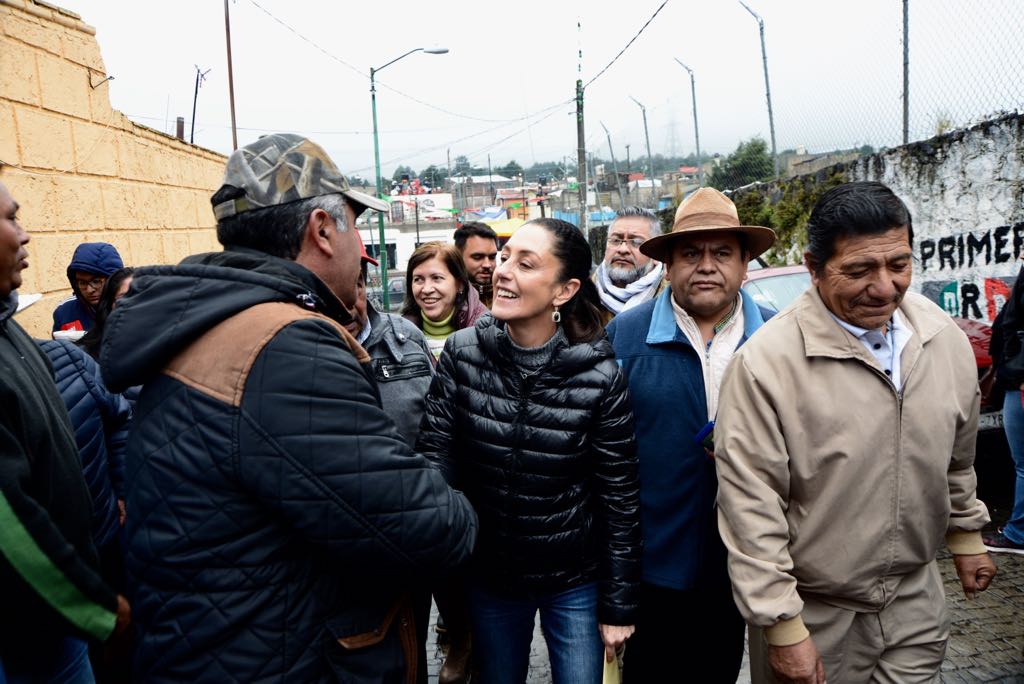 Claudia Sheinbaum durante su gira de agradecimiento por Tlalpan.