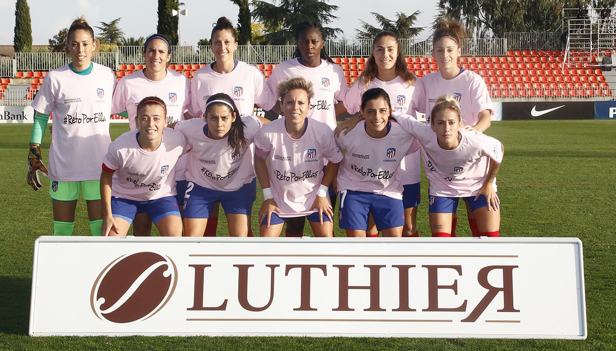 Las jugadoras del Atlético de Madrid saltaron a la cancha con playeras especiales (Twitter @AtletiFemenino)