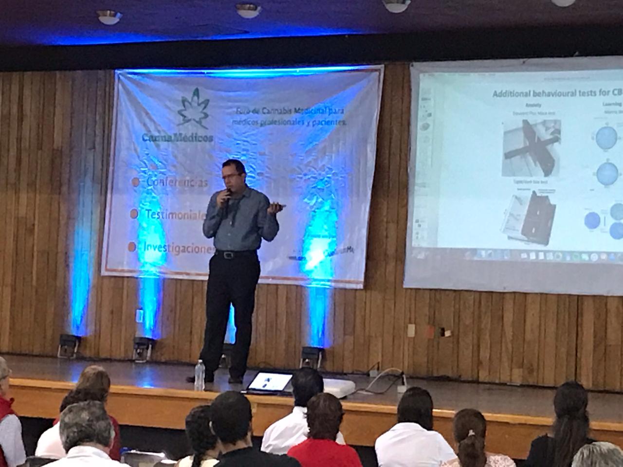 Realizan  foro de cannabis medicinal para médicos profesionales y pacientes. (Especial)