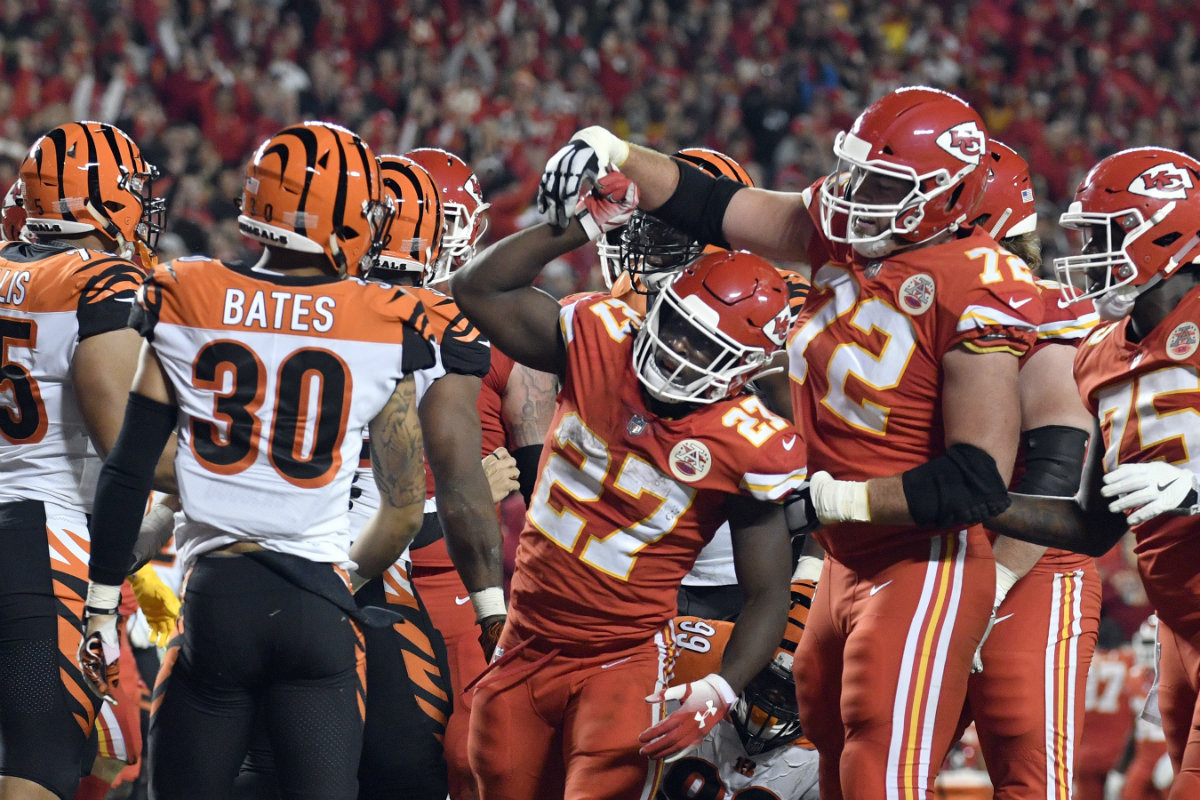 Kansas City vence 45-10 a los Bengals de Cincinnati (AP)