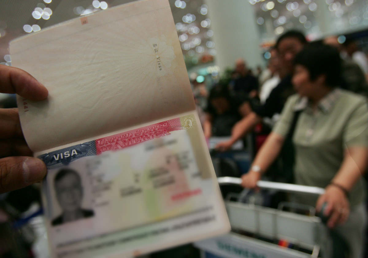 Visas.