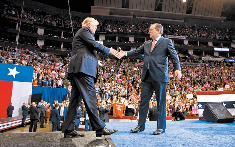 Anoche Trump estuvo en el mitin del senador Ted Cruz en un recinto de Houston abarrotado de simpatizantes. (Foto: Evan Vucci/AP)