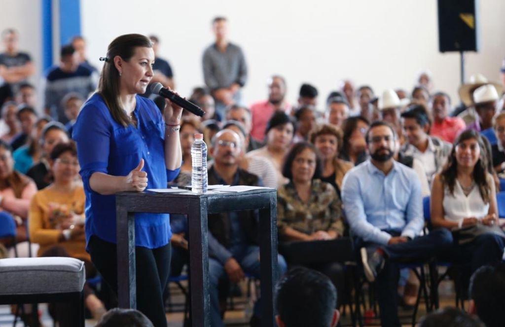 Se comprometió a regresar la tranquilidad a los hogares y poner la tecnología al servicio de los poblanos (@MarthaErikaA)