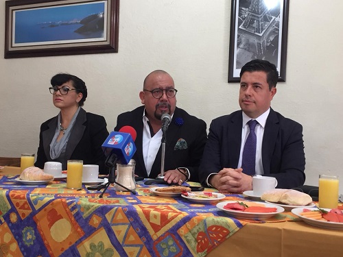Conferencia. (Mario C. Rodríguez)