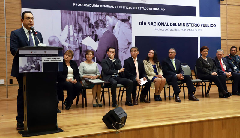 El gobernador Omar Fayad Meneses en su visita al Instituto de Formación Profesional de la Procuraduría. (Cortesía)