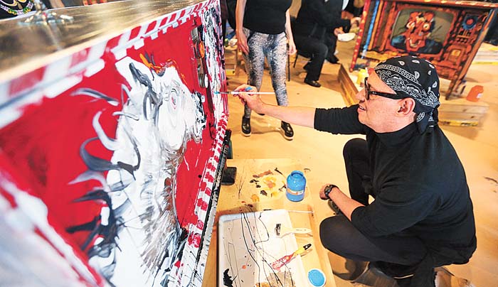 “Solo aquí se podía organizar una actividad así. ¿Qué es esto para mí? Un cambio de paradigma, que la televisión se está renovando”, dijo Eko.