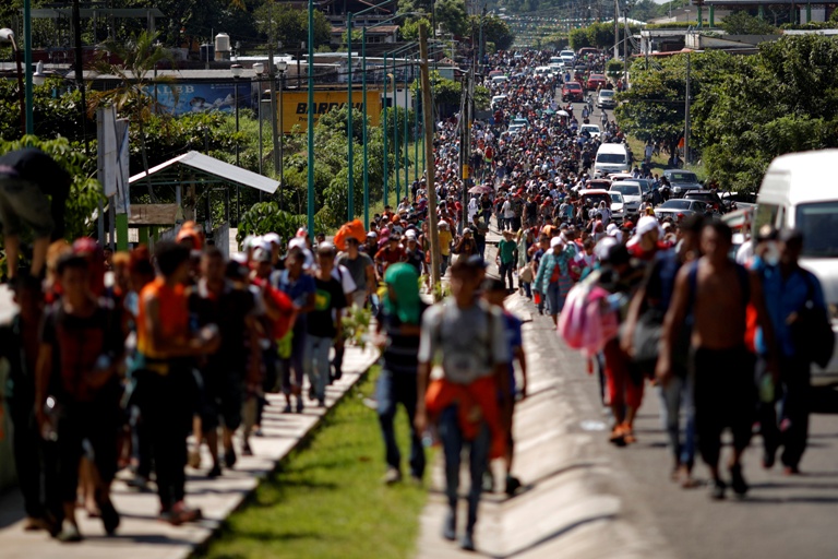 El presidente Orlando Hernández Juan no se refirió a las amenazas de Trump de suspender la ayuda económica por no haber impedido que los migrantes sig