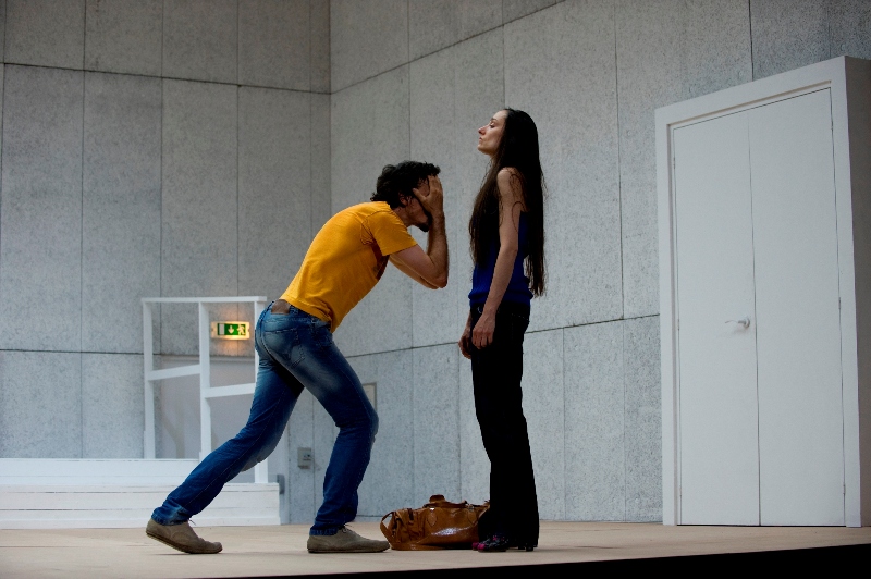 Los actores Audrey Bonnet y Stanislas Nordey protagonizan las obras. (Cortesía)