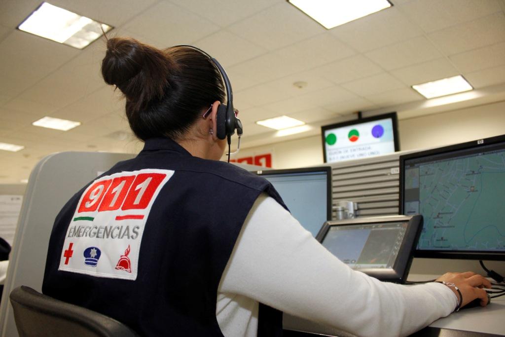 Las 33 mil llamadas, sólo 5 mil son de emergencias. (Cuartoscuro)