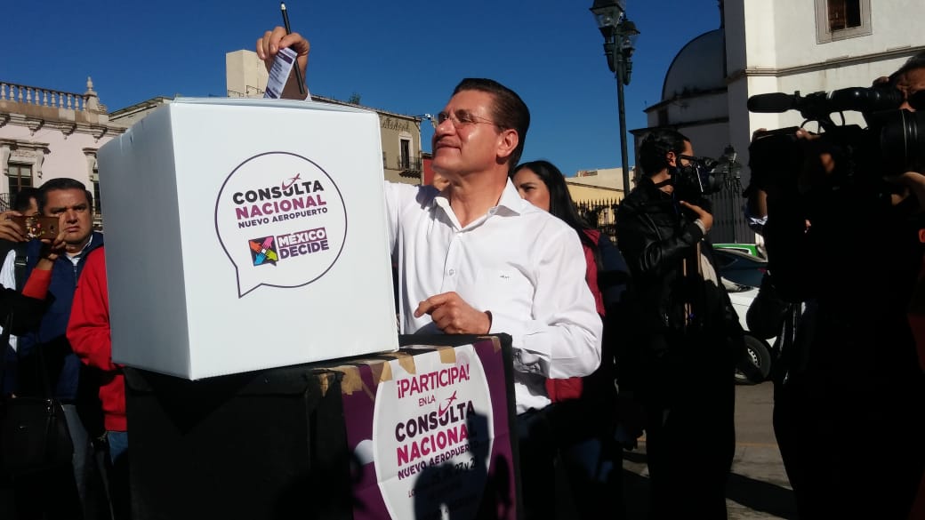 José Rosas Aispuro no señaló el sentido de su voto. (Silvia Ayala)