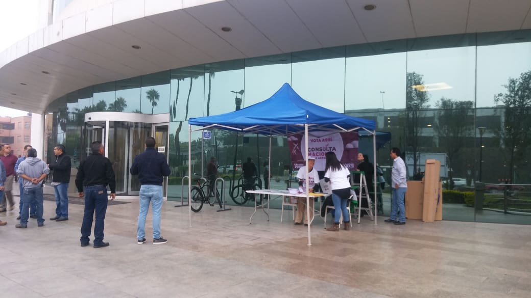 Hay 43 módulos en el área metropolitana para que la población de Nuevo León vote y participe. (Foto: Zyntia Vanegas)