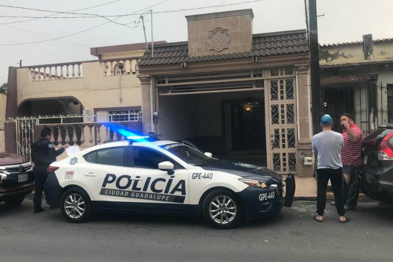 Una ama de casa y sus dos hijos fueron sorprendidos por un grupo de delincuentes (Foto: Yadith Valdez)