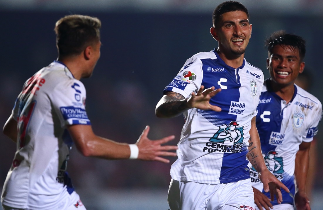 Victor Guzmán en festejo de gol (Mexsport)
