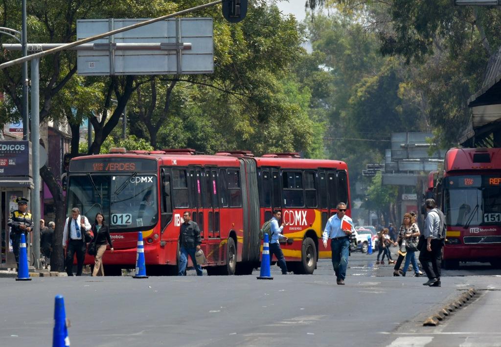 Catorce estaciones del Metrobús permanecerán cerradas de las 11:00  a las 20:00 horas. (Cuartoscuro)
