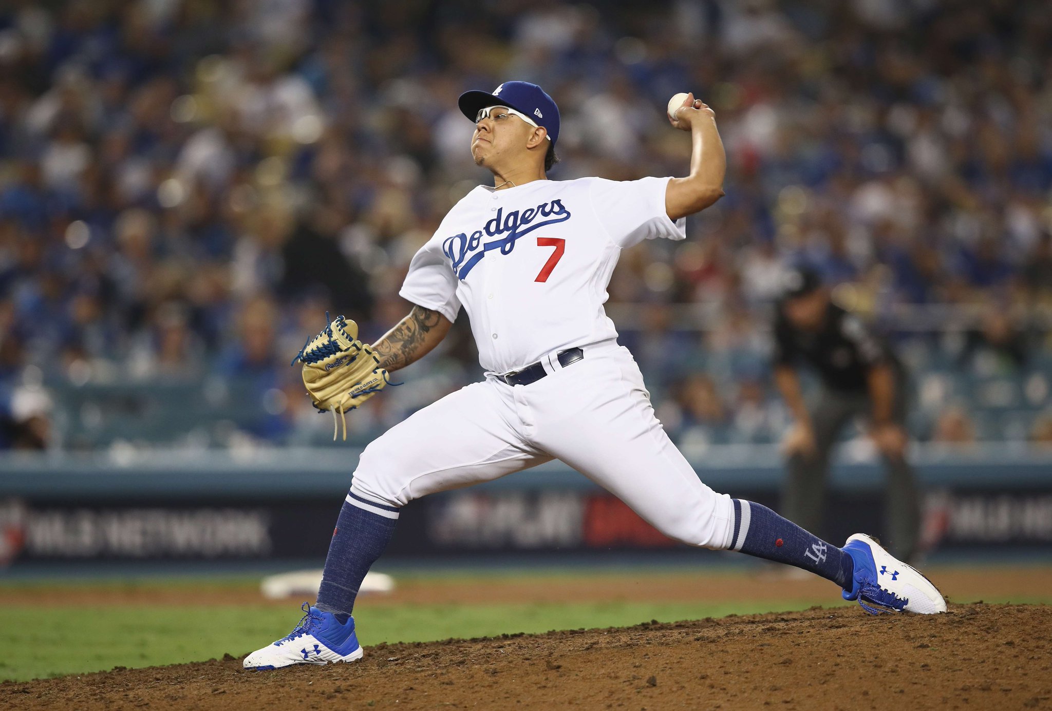 El lanzador mexicano Julio Urías (AFP)