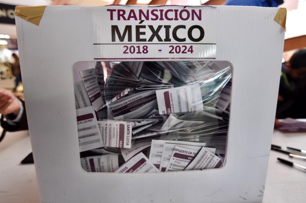 Cerca de las 18:00 horas las casillas localizadas en 538 municipios de las 32 entidades cerraron. (Cuartoscuro)