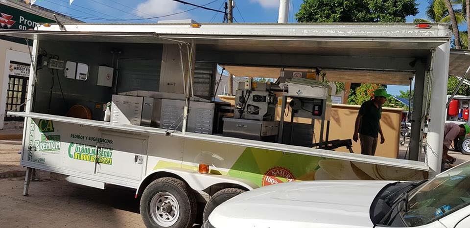 Las tortillerías móviles producen 80 kilos por hora. (Foto: REPORTEROS EN ACCION NAYARIT)