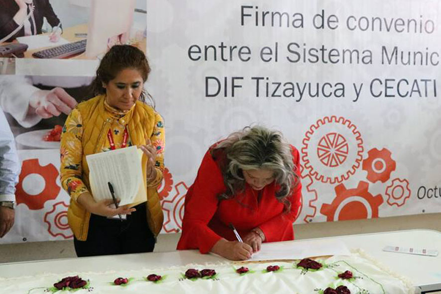 DIF Municipal y CECATI No. 47 Firman convenio de colaboración