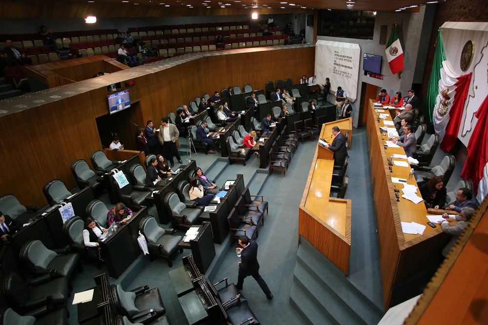 Diputados en el Congreso local. (Roberto Alanís)
