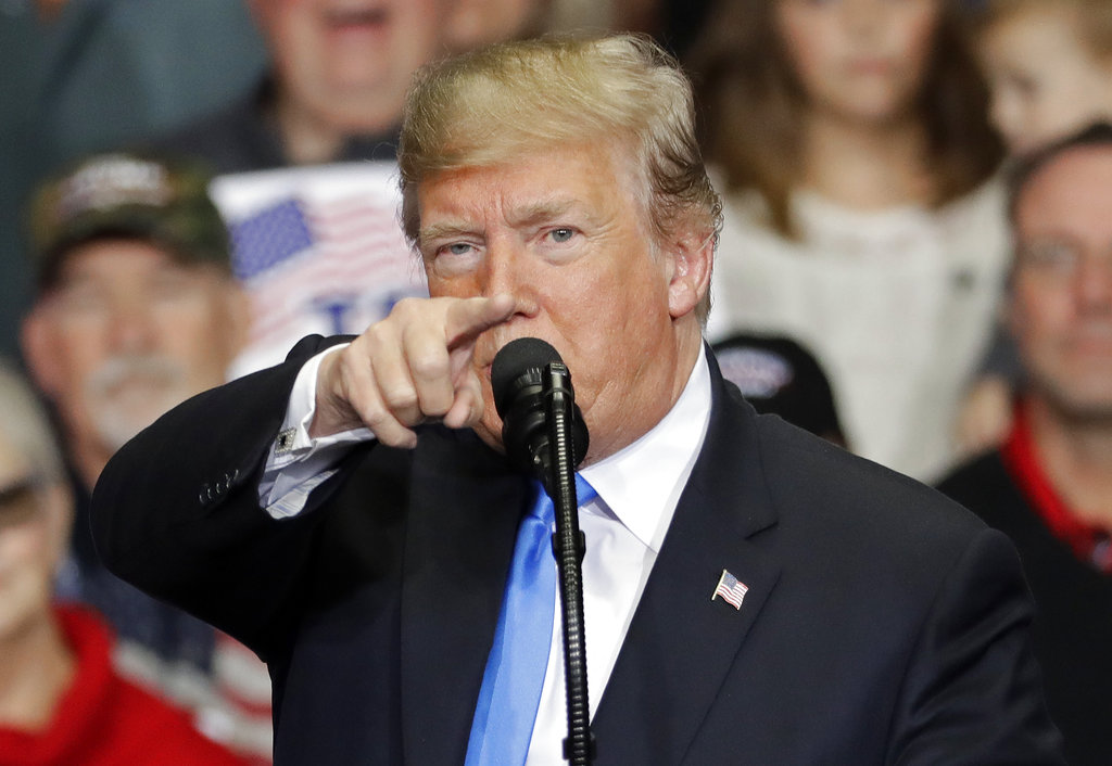 Trump afirmó que las noticias falsas son el verdadero enemigo. (AP)