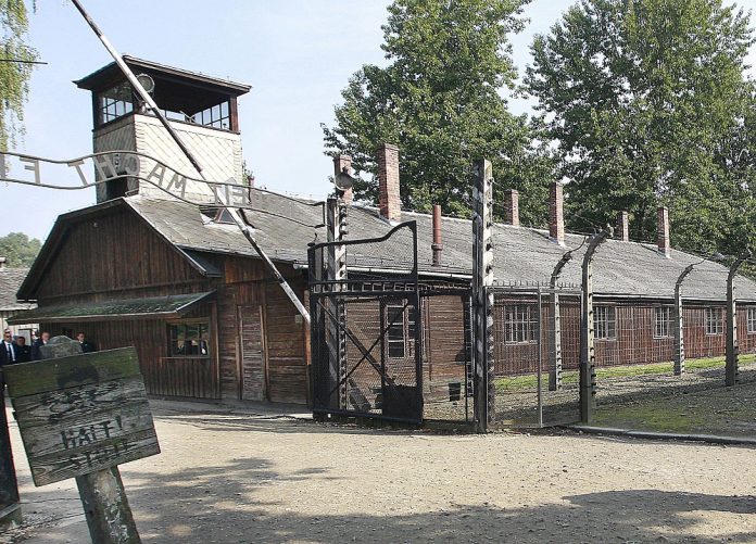 Una delegación del Lazio visitará Auschwitz (AP)