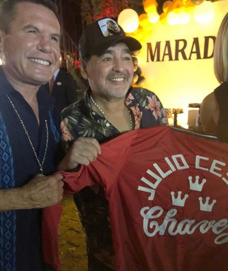 Julio César Chávez y Diego Armando Maradona (@jccchavez115)