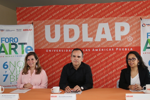 Marie France Desdier y Jesús Mario Lozano, encabezaron la rueda de prensa para dar a conocer detalles del Foro Arte, redes y tecnología, un espacio de