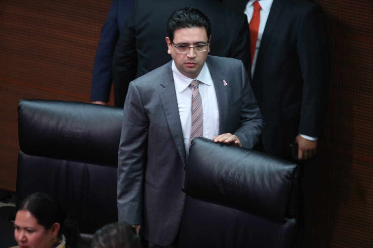 Noé Castañón rindió protesta como senador (Juan Carlos Bautista)