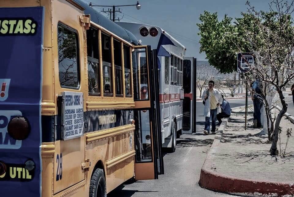 El servicio de transporte público será suspendido por la fiesta.