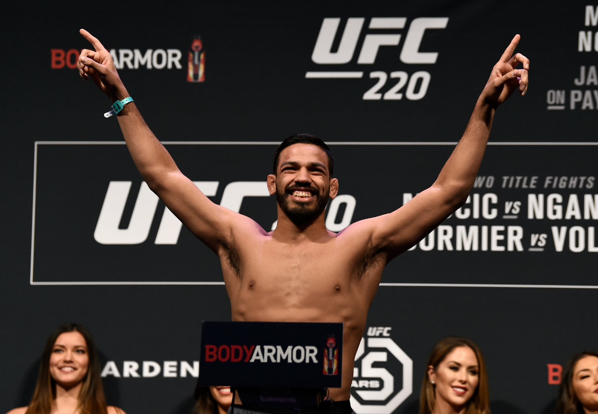 Julio Arce (Divulgación UFC)