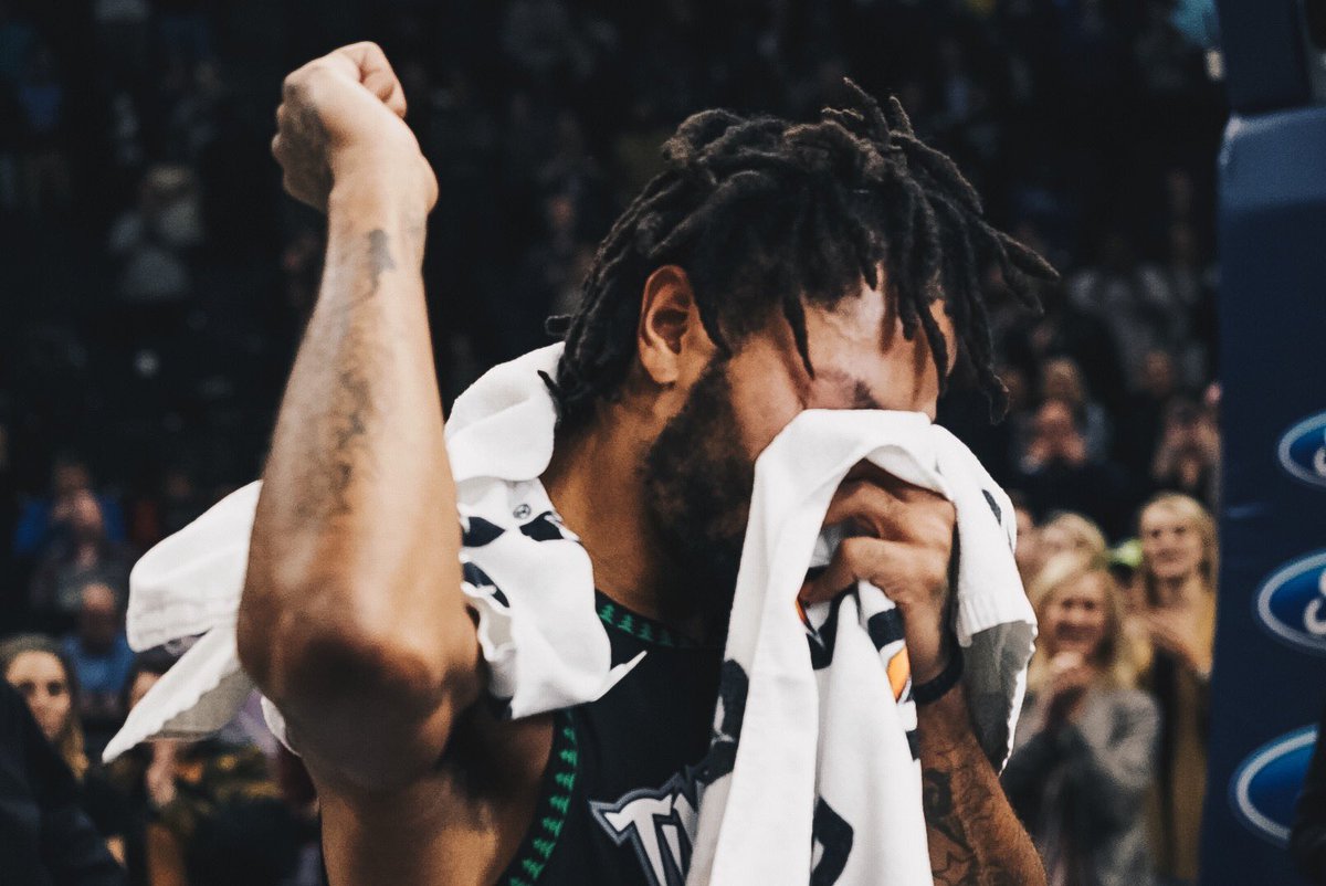 Derrick Rose anota 50 puntos (@Timberwolves)