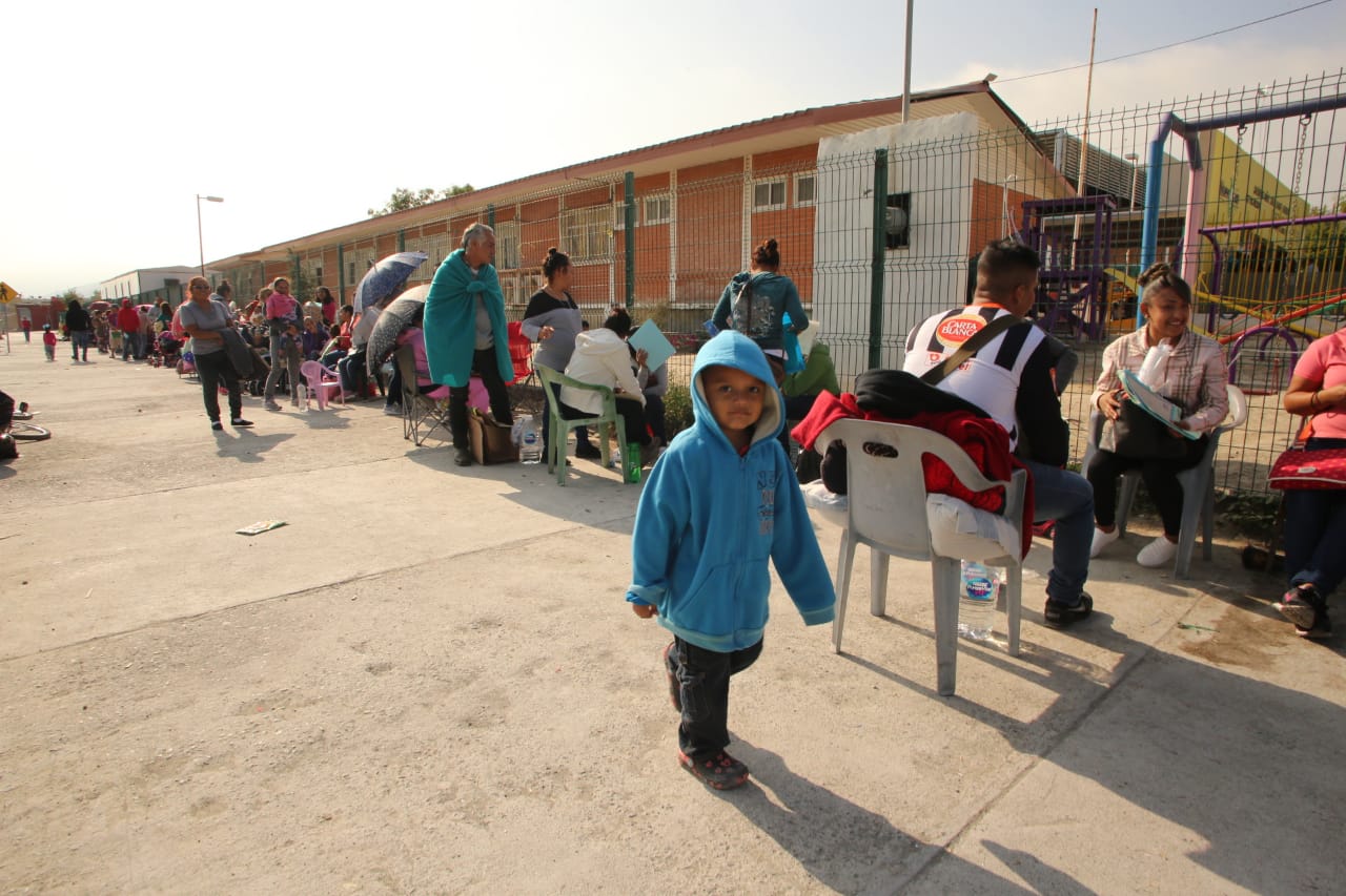 De acuerdo con las quejosas, el citado Jardín de Niños cuenta solo con cinco salones para cada turno. (Foto: Roberto Alanís)