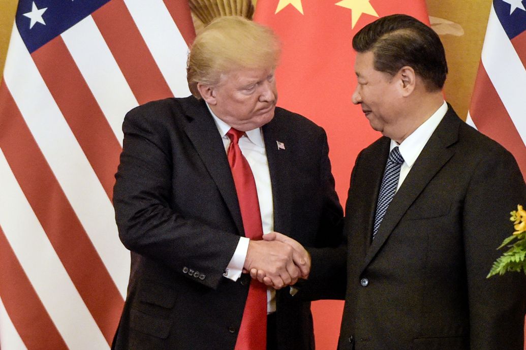 Trump dijo que tuvo una buena conversación con el presidente chino Xi Jinping sobre comercio. (AFP)