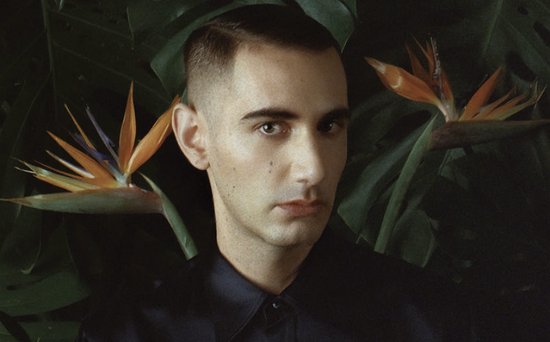 Álex Anwandter, el chileno que quiere cambiar el concepto de la música