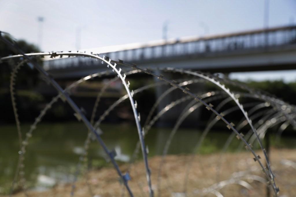 El muro fronterizo comenzará a construirse en febrero de 2019.