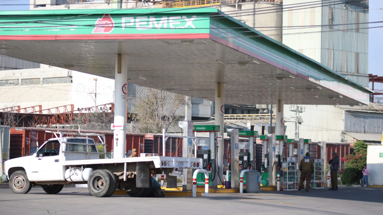 Gasolineras en riesgo de cerrar  (Dany Béjar)