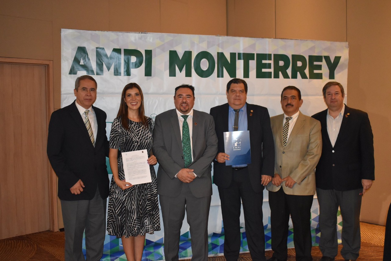 El acuerdo permitirá el intercambio de datos e información referente al acervo inmobiliario y urbanístico. Foto: Especial